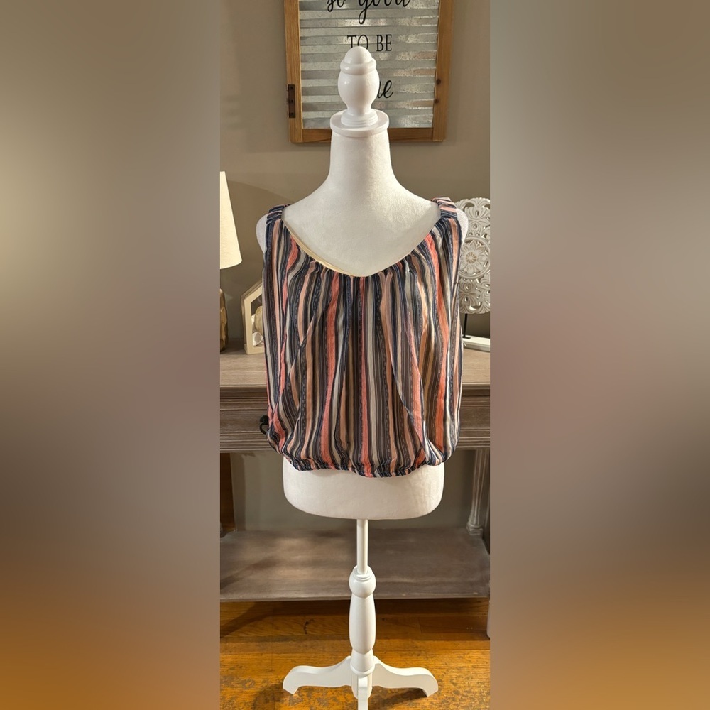 NWT Nine Britton Tank